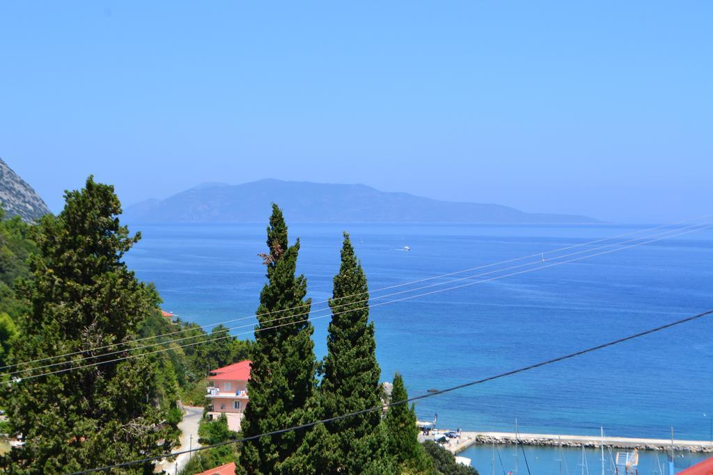 Giannatos Studios- Isabella Poros (Kefalonia) Exterior foto